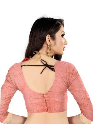 Pink woven kanchipuram silk saree with blouse 5