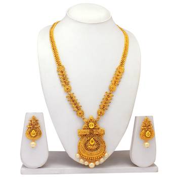 Gold crystal necklace-sets 1