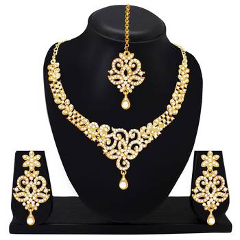 Gold crystal necklace-sets 1