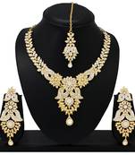 Gold crystal necklace-sets