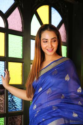 Blue woven blended cotton saree with blouse 3