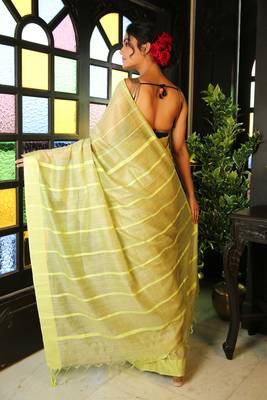 Light green woven silk blend saree with blouse 2