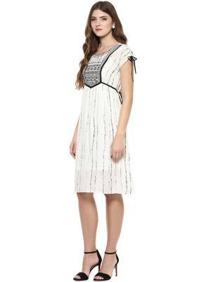 Cream woven viscose dresses 3