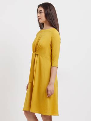 Yellow woven polyester dresses 3