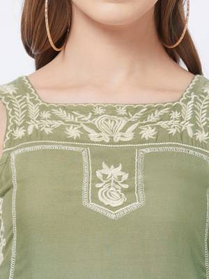 Green woven viscose dresses 5