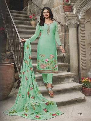 Green embroidered crepe salwar 1