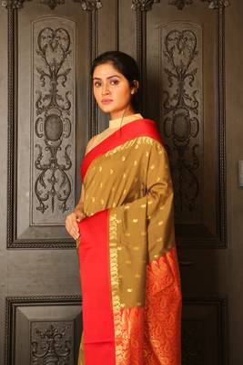 Dark yellow woven silk blend saree with blouse 3