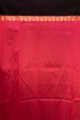 Pink woven silk blend saree with blouse 4