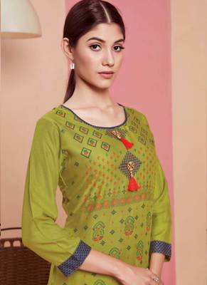 Parrot Green Rayon Printed Long Kurtis 2