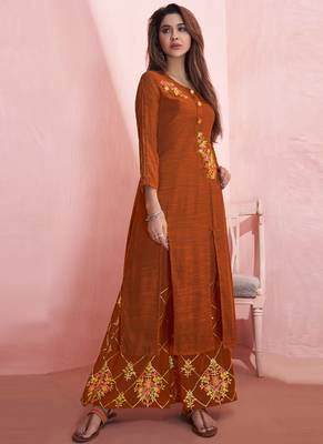 Mustard Rayon Embroidered Kurtas And Kurtis 4
