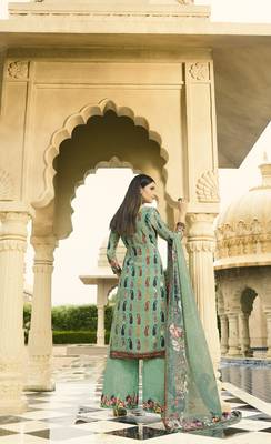 Green printed crepe salwar 2