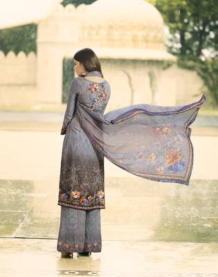 Grey printed crepe salwar 2