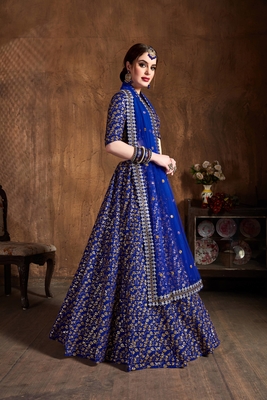 royal blue heavy zari and sequins wedding lehenga set choli with dupatta with dupatta 5