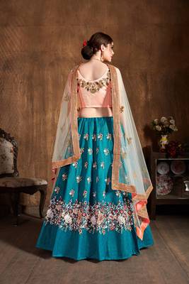 Stunning Teal-Blue Embroidered Wedding Bridal Heavy Designer Lehenga Choli With Dupatta 2