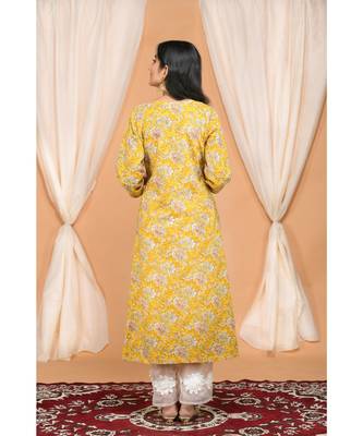 Mustard Yellow Kurta with Organza Applique Flower Pants and Lace Dupatta 5
