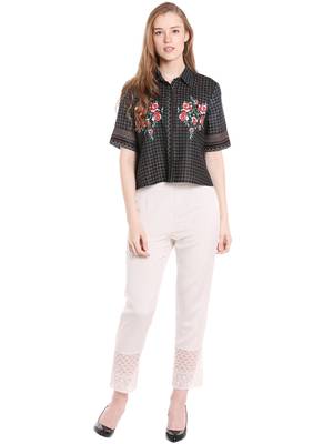 Off White Solid Pants With Lace At Bottom 5