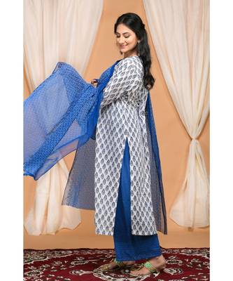 Turquoise Green Boota Kurta Set with Tonal Embroidered Dupatta 3