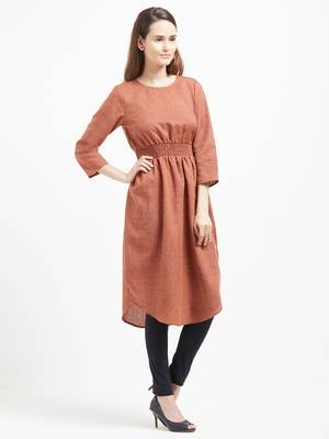 Red printed polyester kurtas-and-kurtis 3