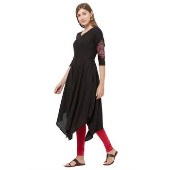 Black printed rayon kurtas-and-kurtis 3
