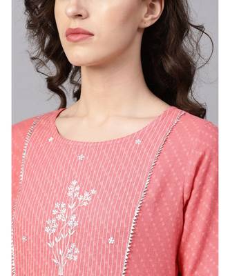 Women Pink & Off White Embroidered Straight Cotton Dobby Kurta With Pant 5
