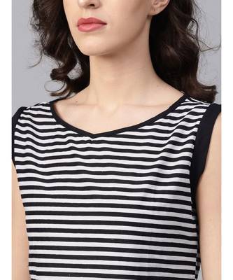 Women Black Ethnic Motifs Straight Cotton Top With Pant 5