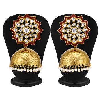 Gold pearl earrings 4