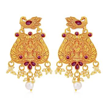Pink pearl earrings 3