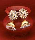 Gold pearl earrings