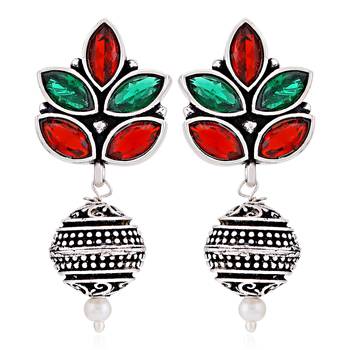 Red pearl earrings 3