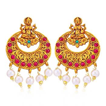 Pink pearl earrings 3