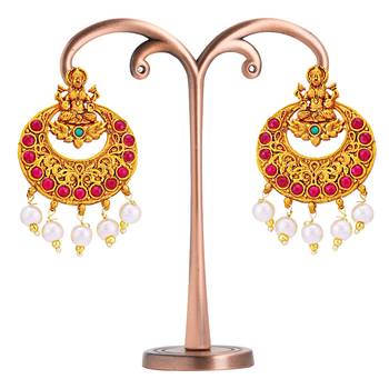 Pink pearl earrings 4