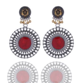 Black Stone Studded Silver Earring Drop For Women 1