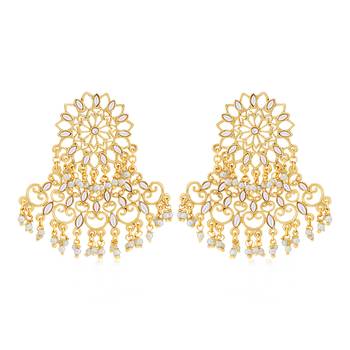 Gold pearl earrings 3
