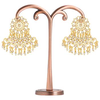 Gold pearl earrings 4