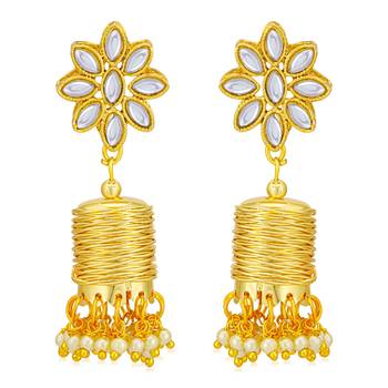 Gold pearl earrings 3