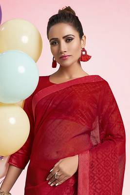 Red printed chiffon saree with blouse 2