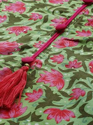 Green floral print cotton kurta with palazzo 2