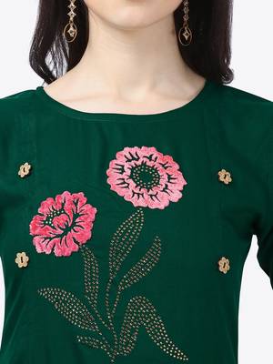 green Rayon Stitched straight kurta 4