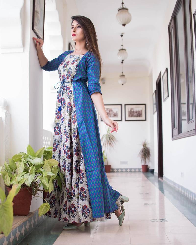All Season Designer Blue With Multycolor Pure Maslin Gown