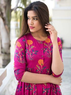 Designer Partywear Printed Pink Pure Maslin Gown 3