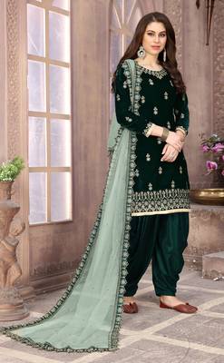 Dark-green embroidered velvet salwar 1