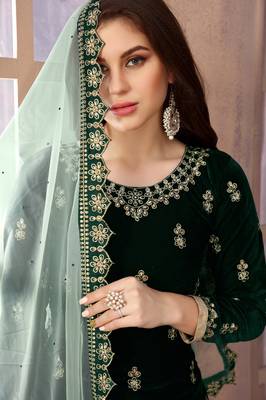 Dark-green embroidered velvet salwar 2