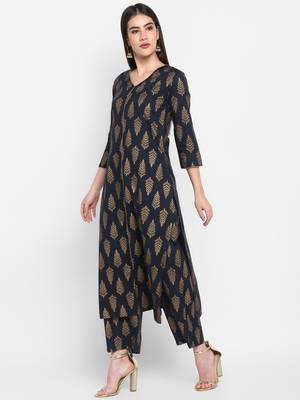 Black Gold printed V-neck Knee long Cotton Straight Kurta & Kurti for Women 4