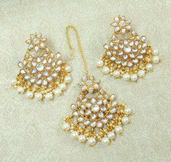 Lalso Beautiful White Kundan Maangtikka Earring Set Combo Jewelry - LKTE06_WT 1