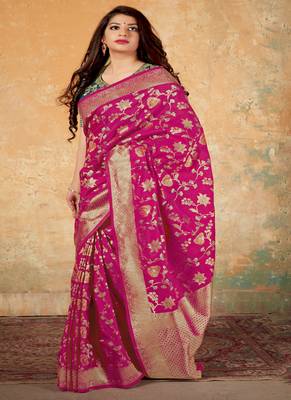 Magenta woven banarasi silk saree with blouse 2