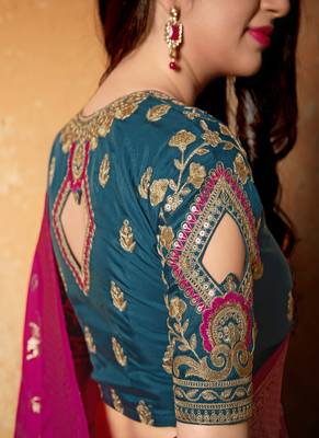 Magenta woven banarasi silk saree with blouse 3