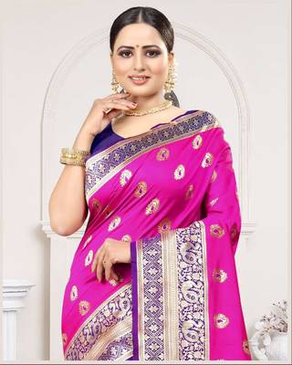 Rani woven Banarasi silk saree with Blouse 2