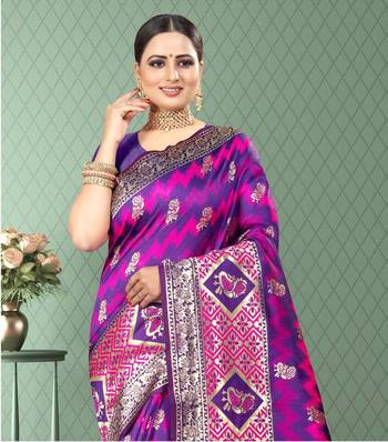 Purple woven Banarasi silk saree with Blouse 2