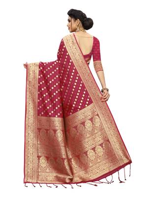 Pink woven banarasi silk saree with blouse 4