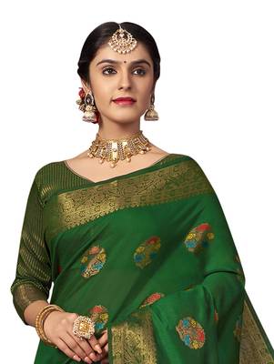 Green woven cotton silk saree with blouse 2